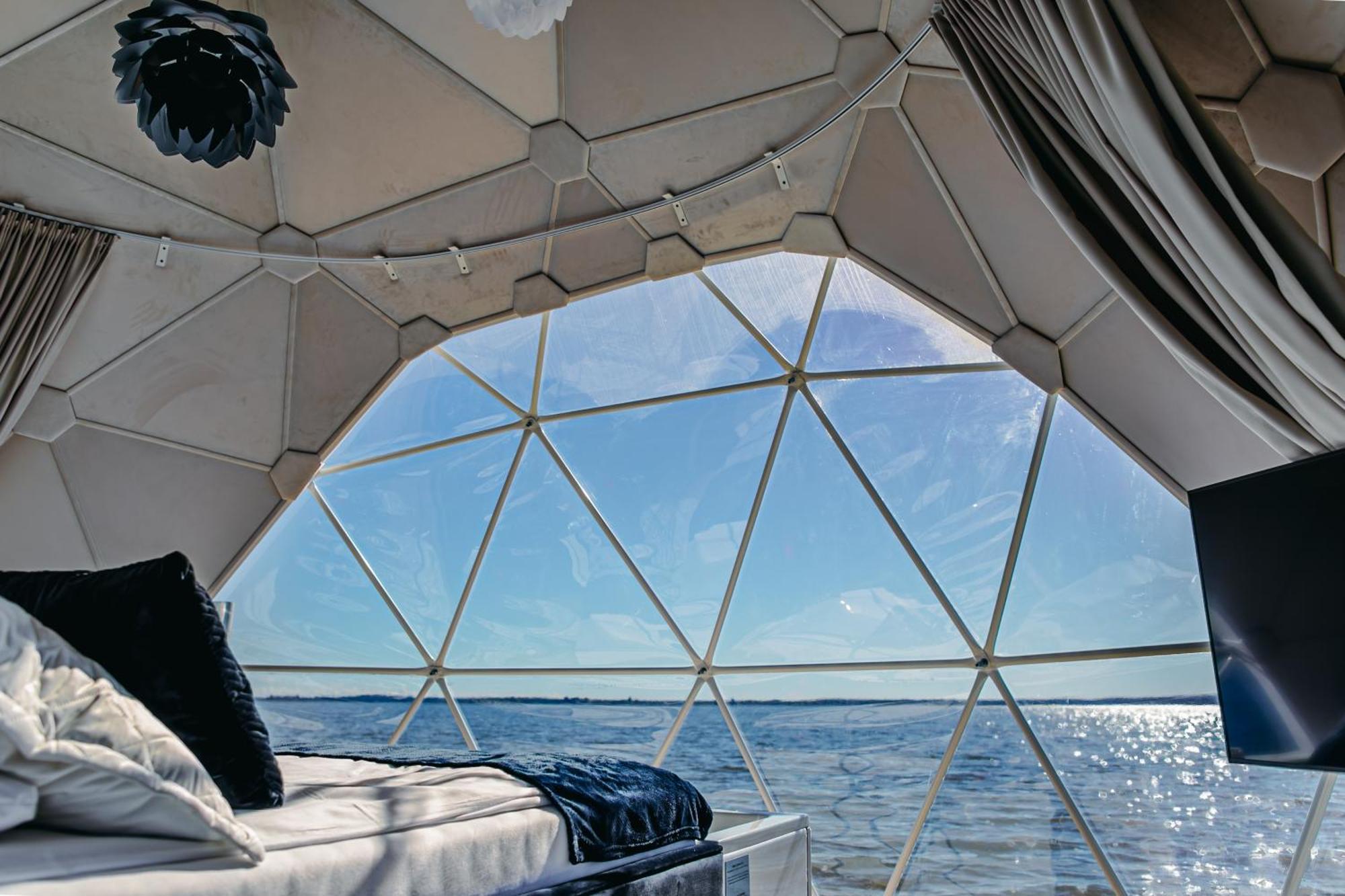 Grand Ht Houseboats - Domki Na Wodzie - Sauna, Jacuzzi, Kominek Mielno  Room photo