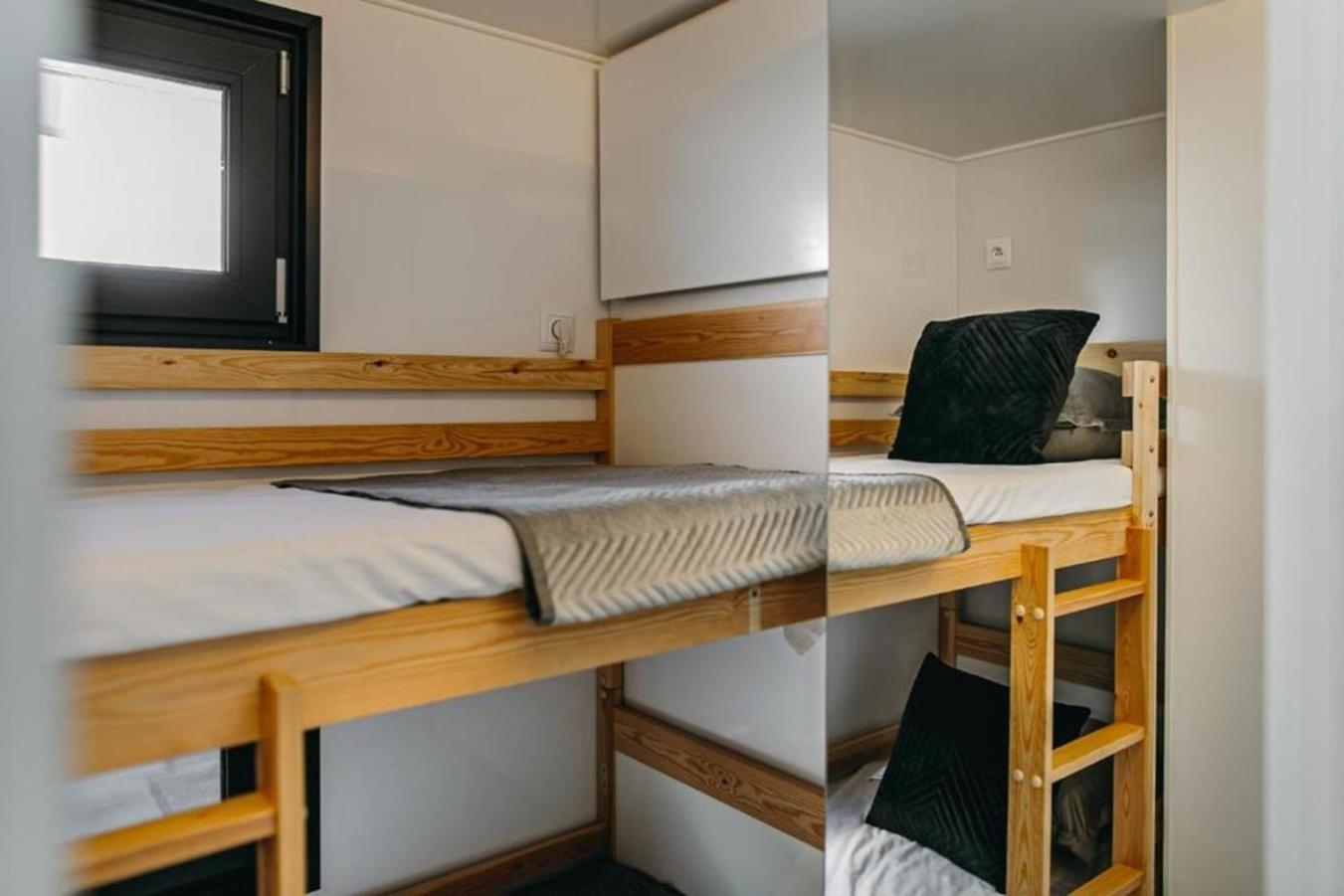 Grand Ht Houseboats - Domki Na Wodzie - Sauna, Jacuzzi, Kominek Mielno  Exterior photo