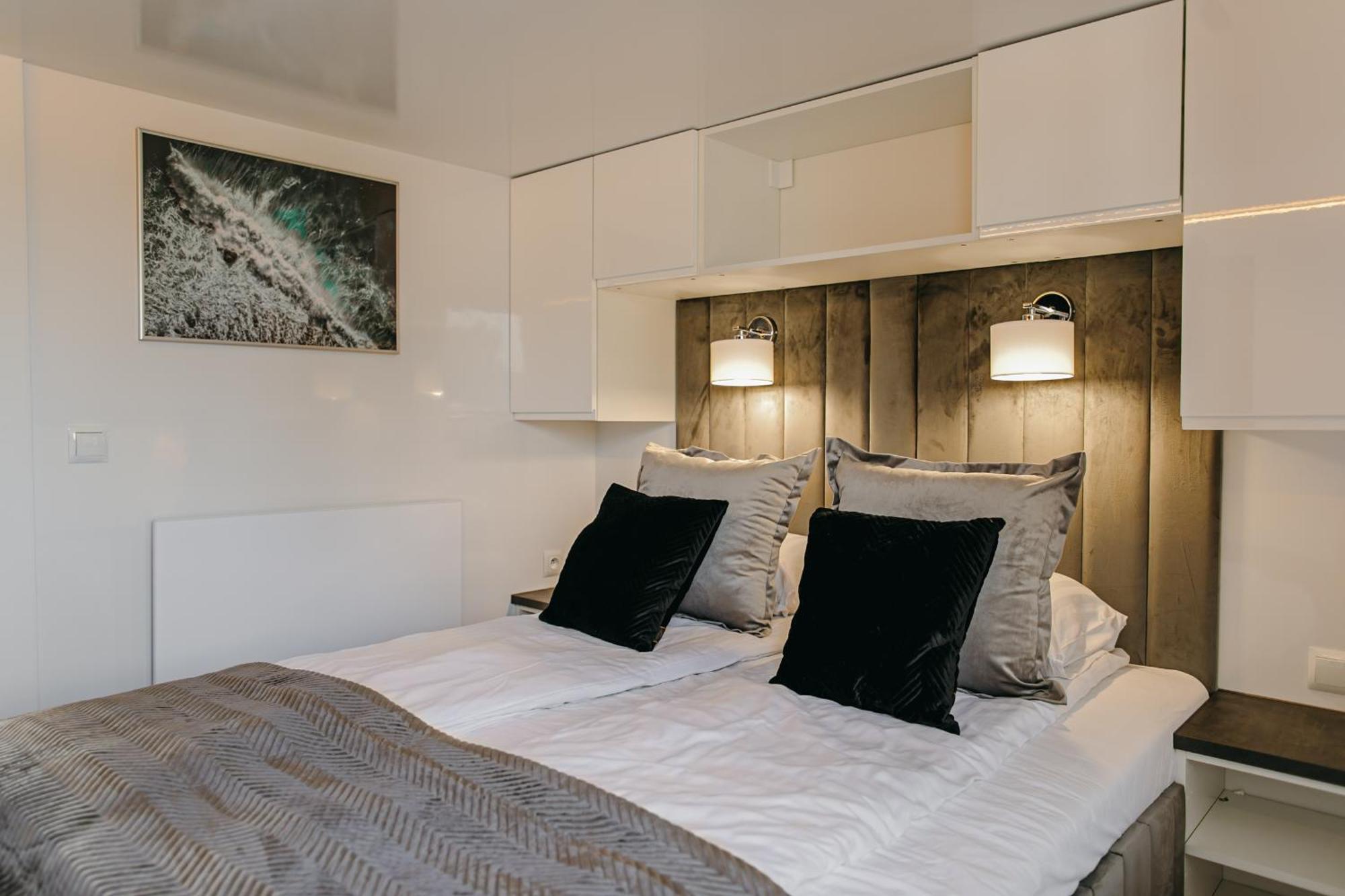 Grand Ht Houseboats - Domki Na Wodzie - Sauna, Jacuzzi, Kominek Mielno  Room photo